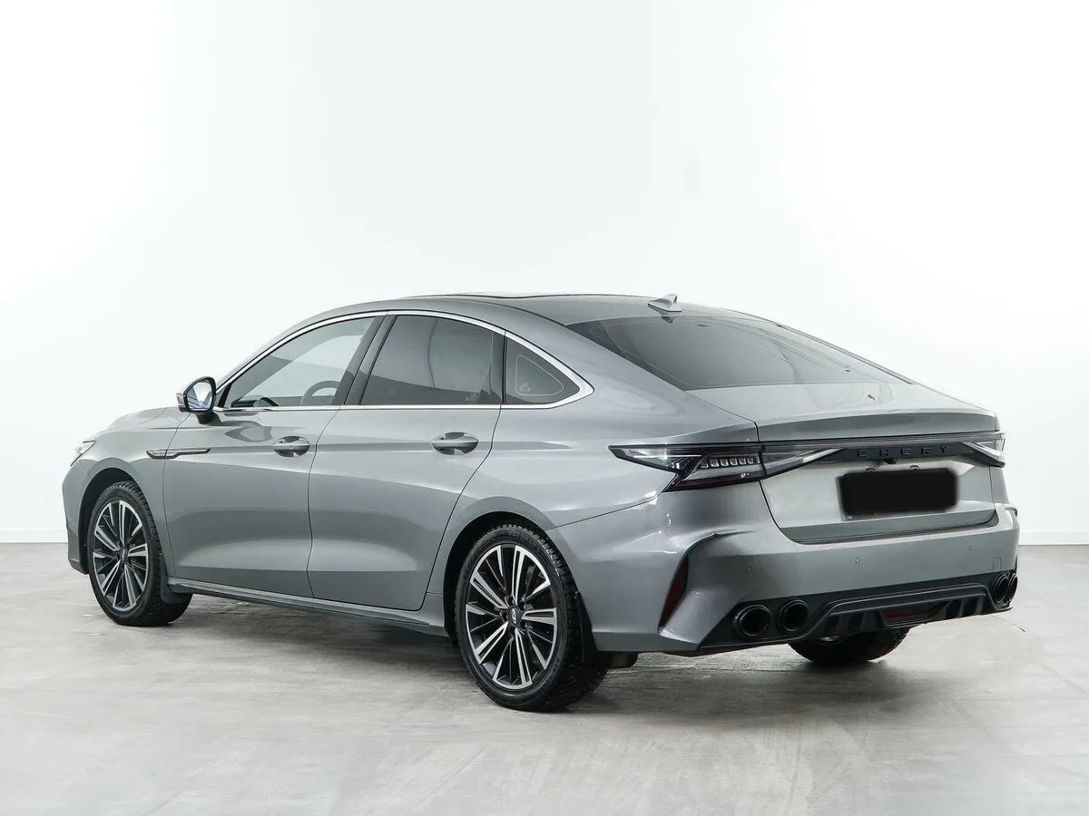Chery Arrizo 8
