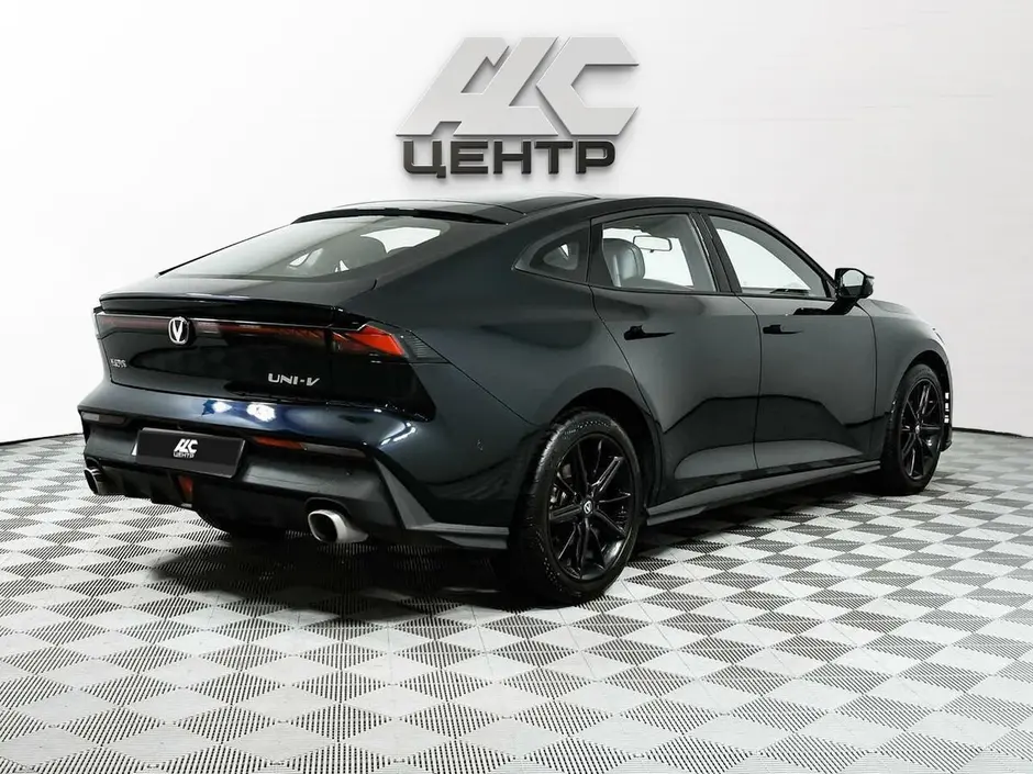Changan UNI-V