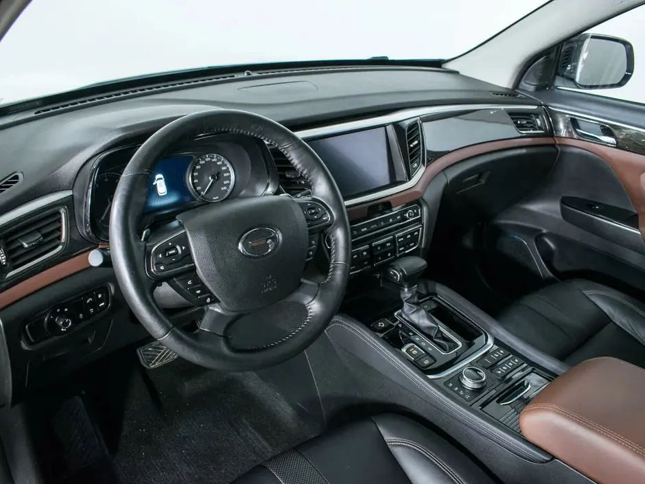 GAC GS8