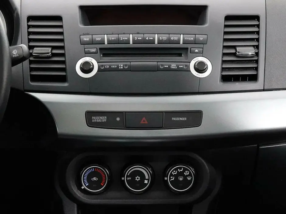 Mitsubishi Lancer