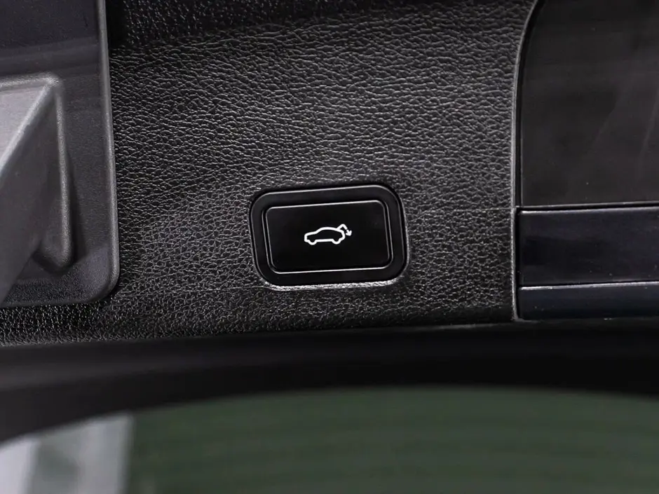 Geely Tugella