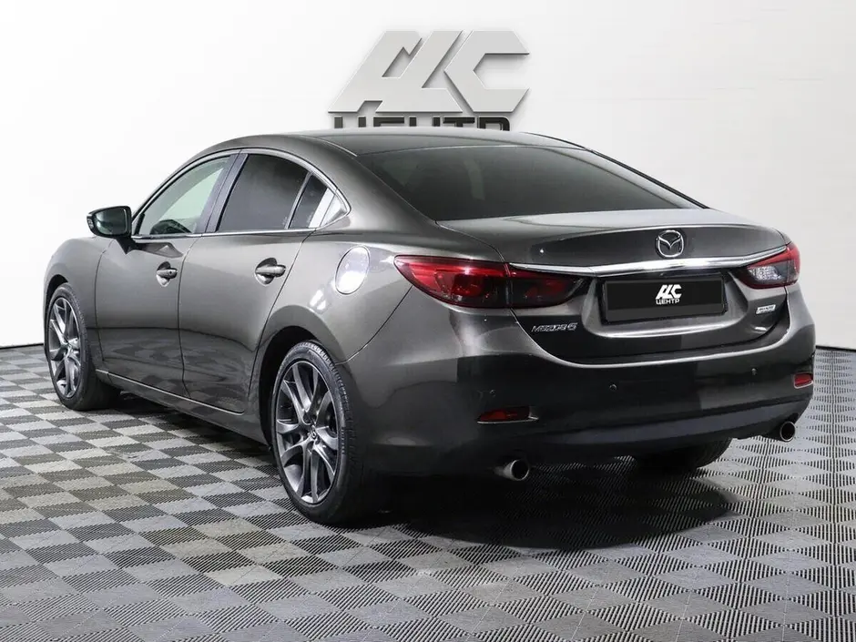 Mazda 6