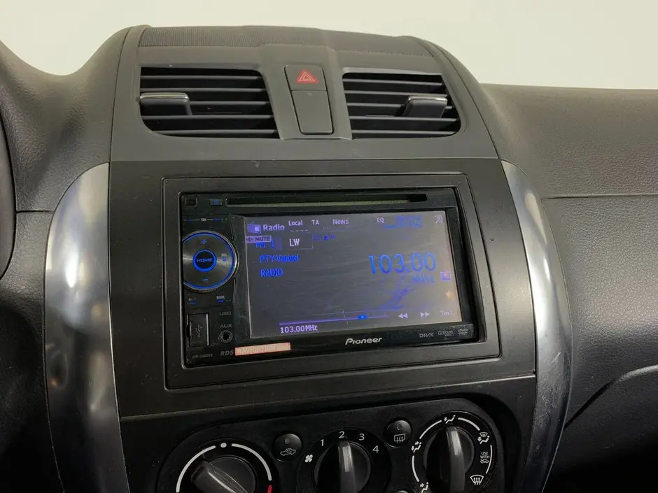 Suzuki SX4