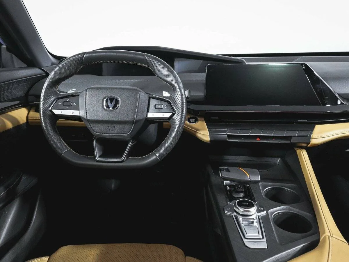 Changan UNI-V