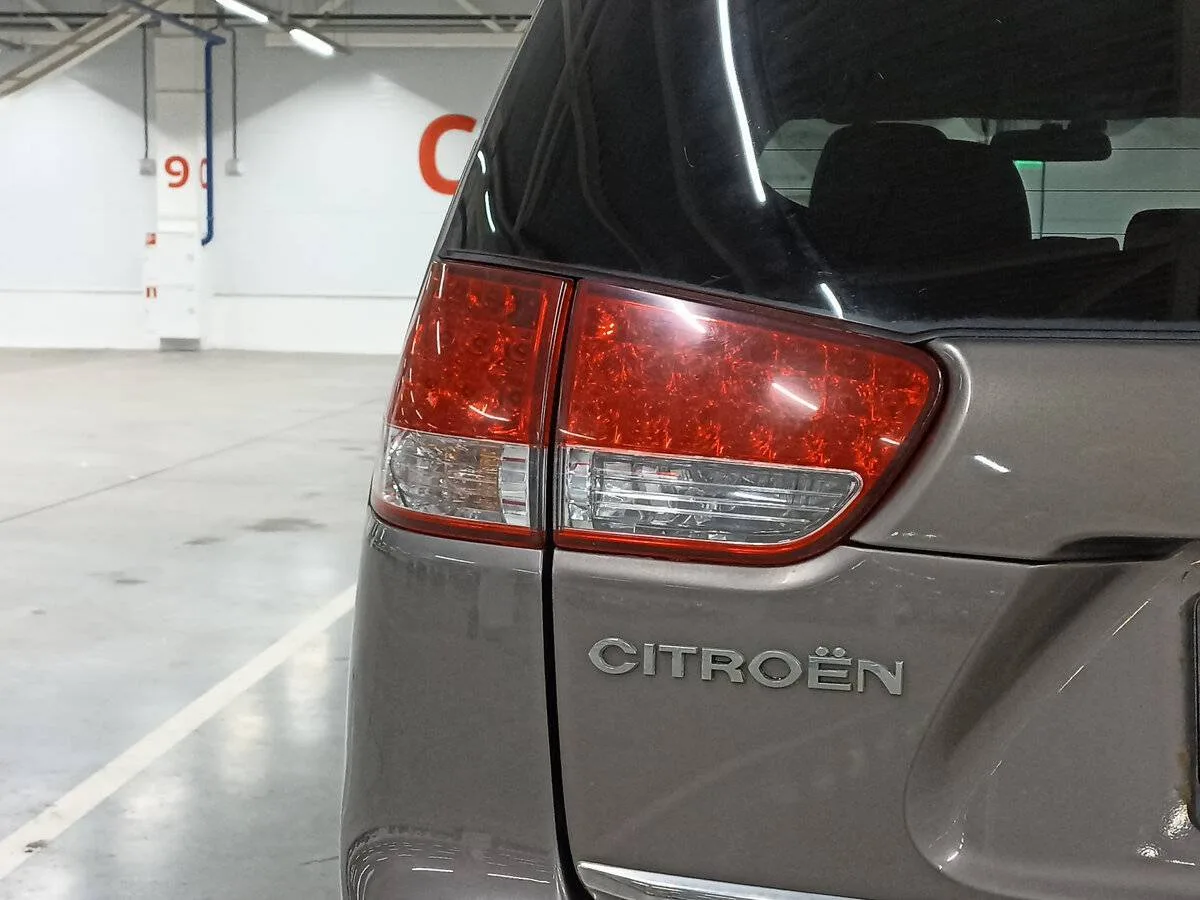 Citroen C-Crosser