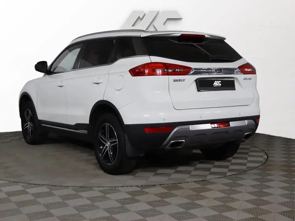 Geely Atlas
