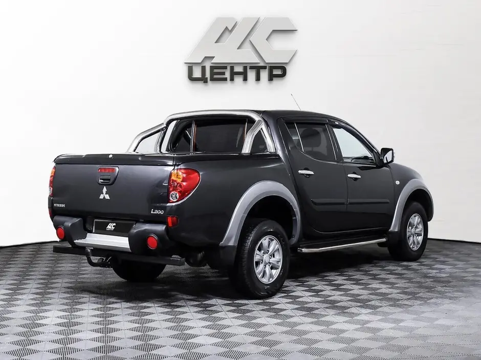 Mitsubishi L200