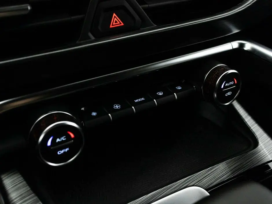 Geely Tugella