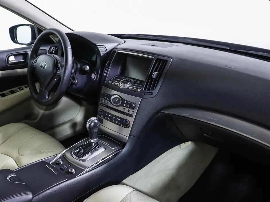 Infiniti G