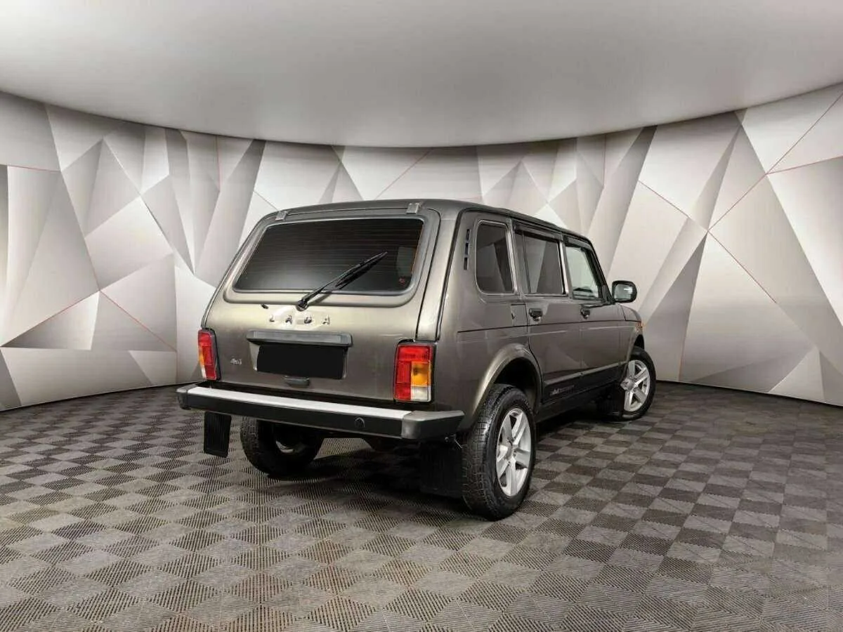 LADA (ВАЗ) 2131 (4x4)