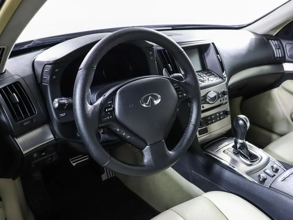 Infiniti G