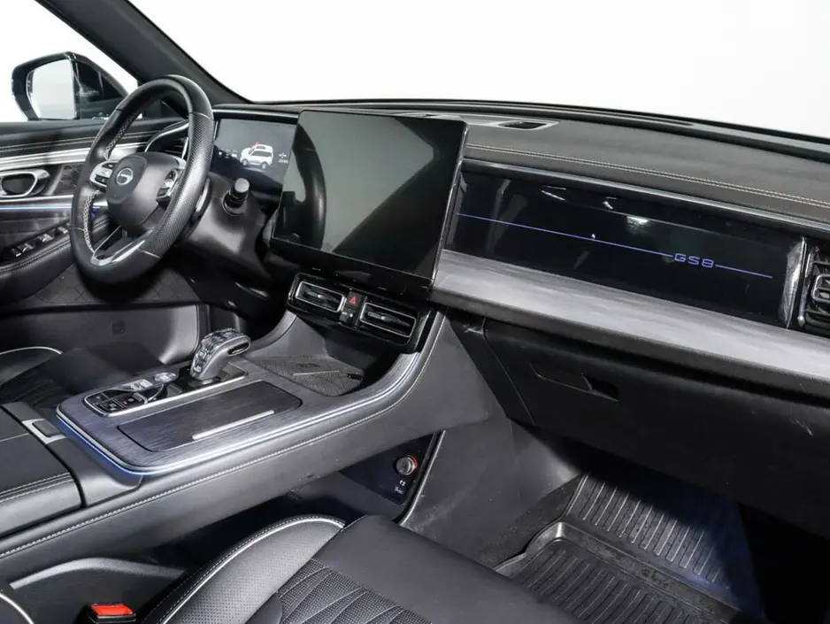 GAC GS8