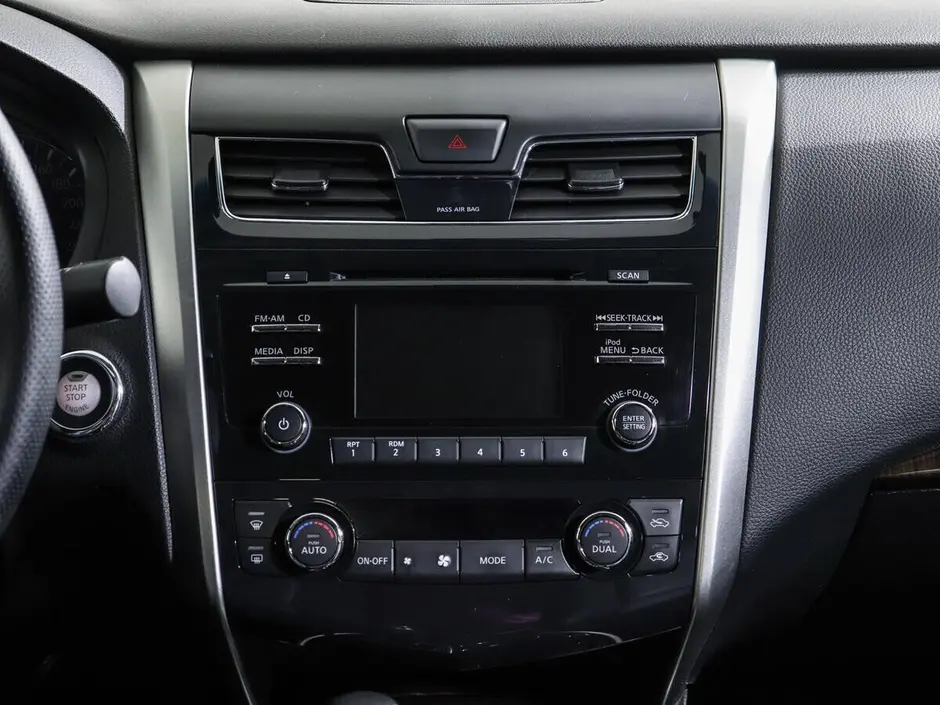Nissan Teana