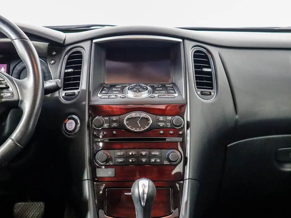 Infiniti QX50