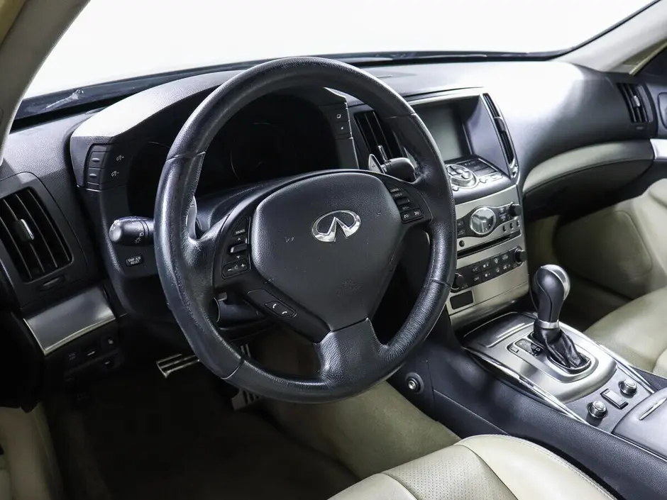 Infiniti G