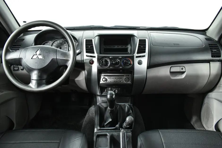 Mitsubishi Pajero Sport