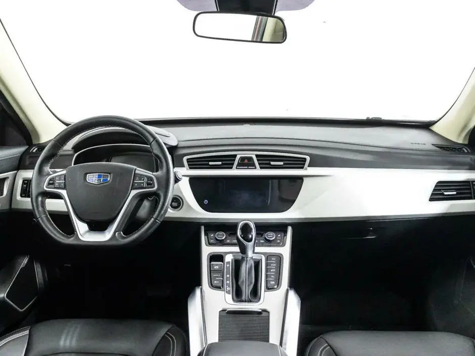 Geely Atlas