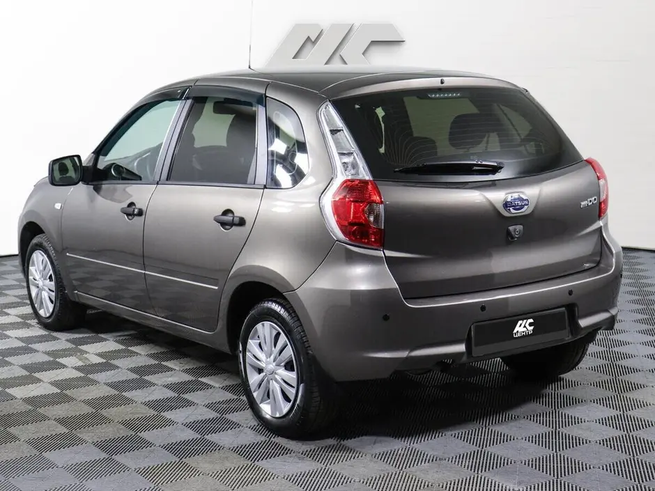 Datsun mi-DO