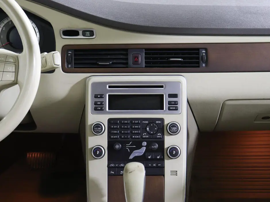 Volvo S80