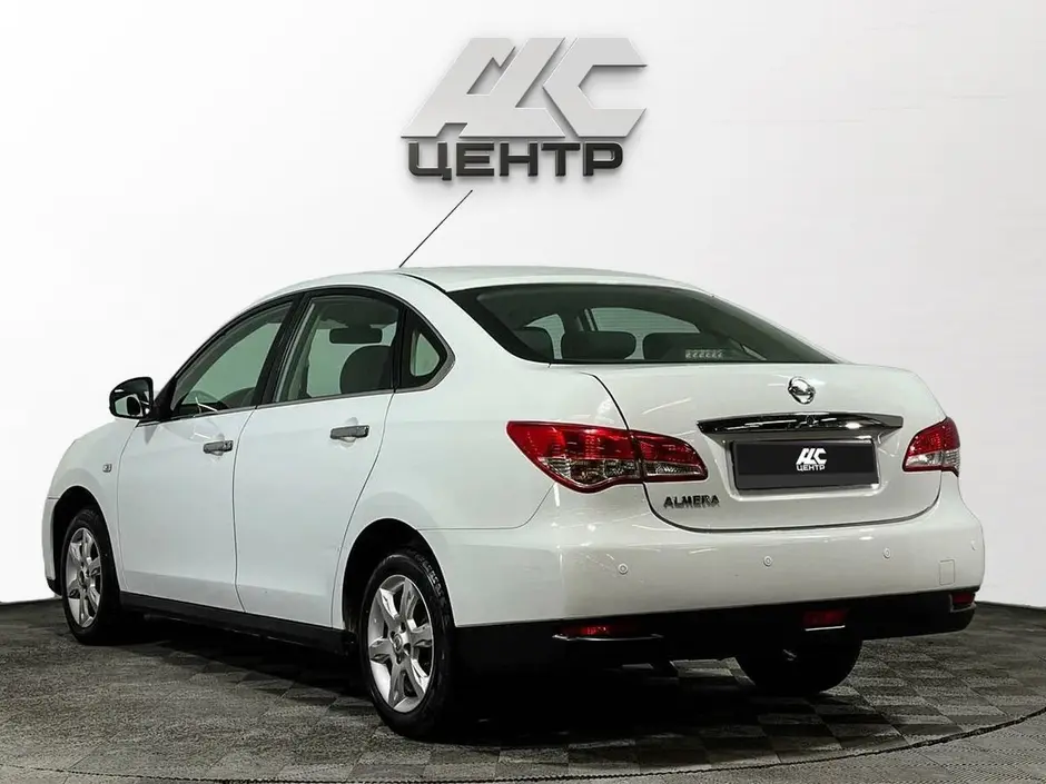 Nissan Almera