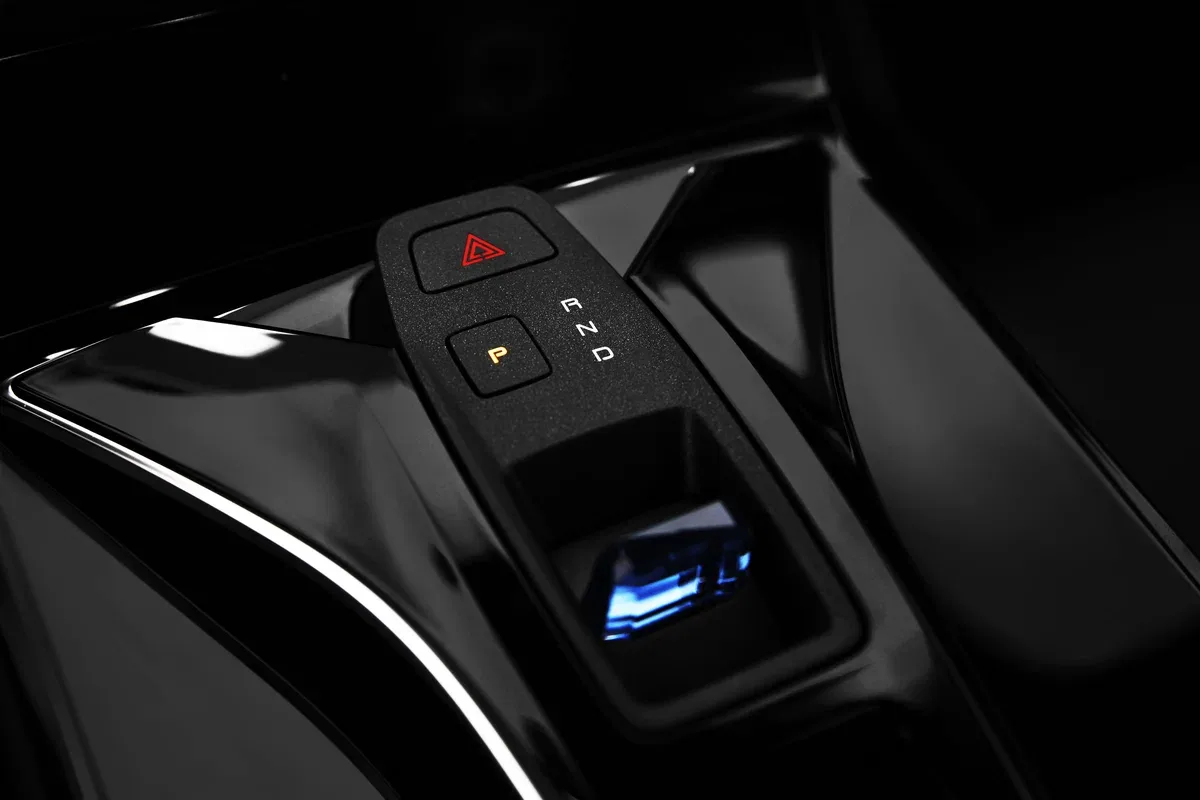 Dongfeng Mage