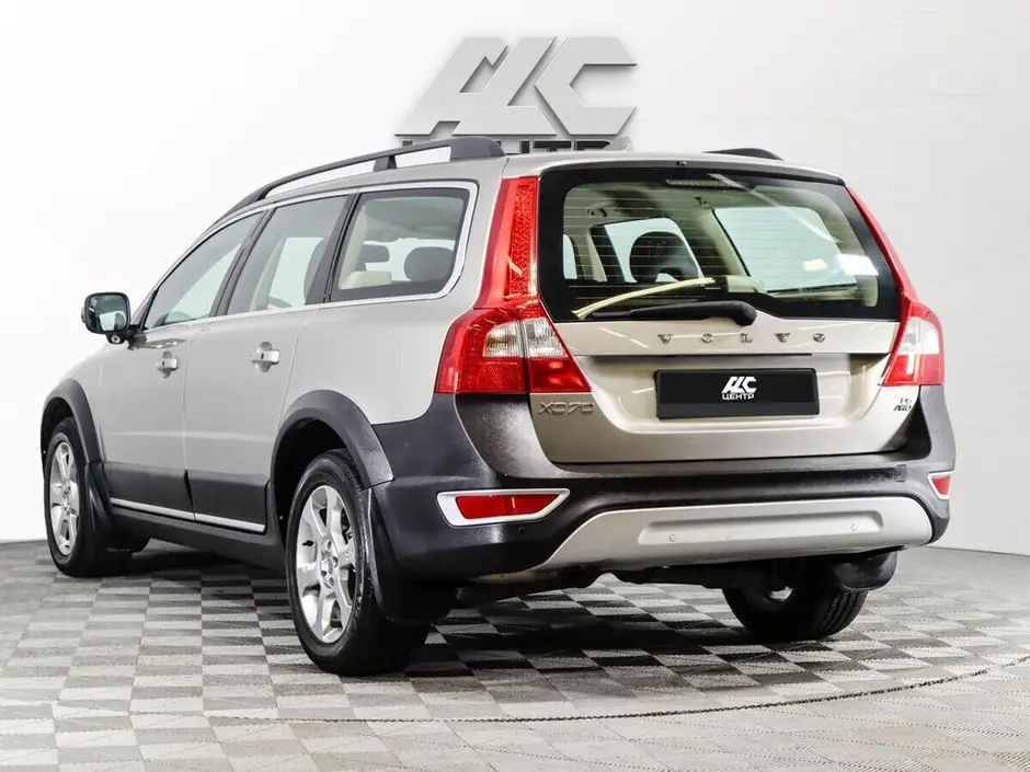 Volvo XC70