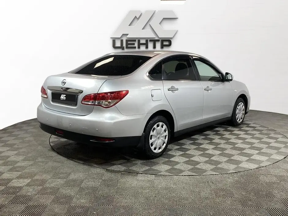 Nissan Almera