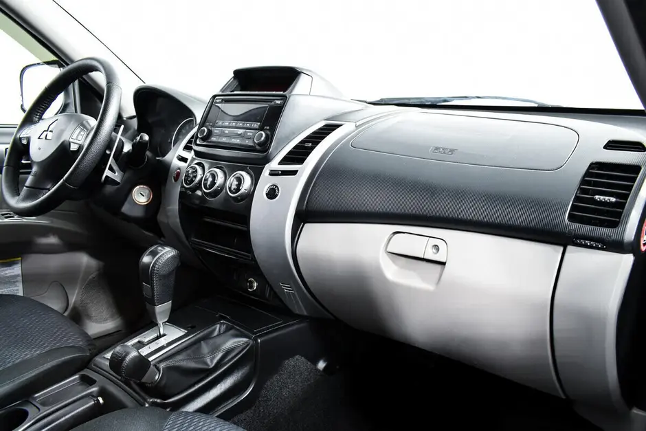 Mitsubishi Pajero Sport