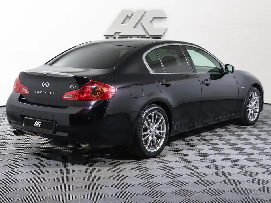 Infiniti G