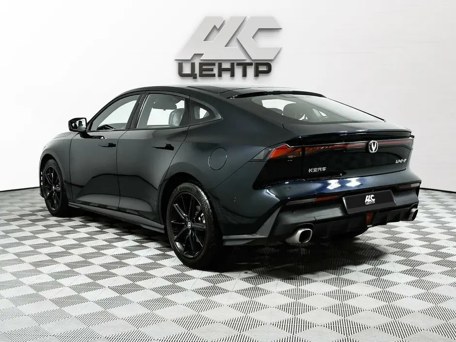 Changan UNI-V