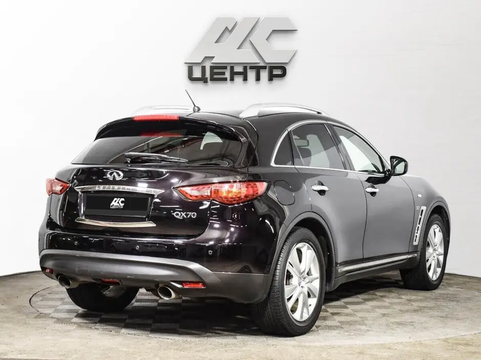Infiniti QX70