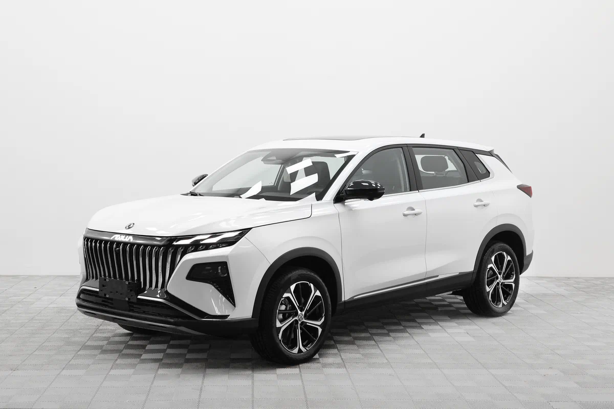 Dongfeng Huge