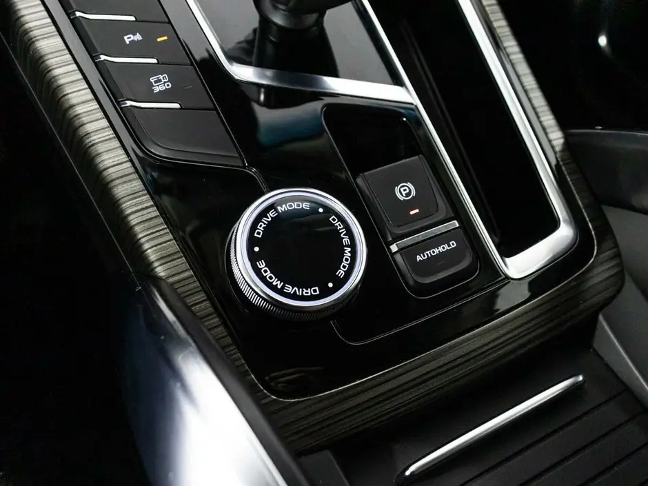 Geely Atlas Pro