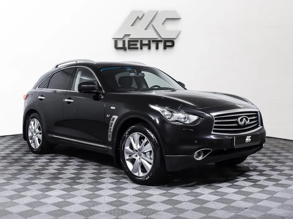 Infiniti QX70