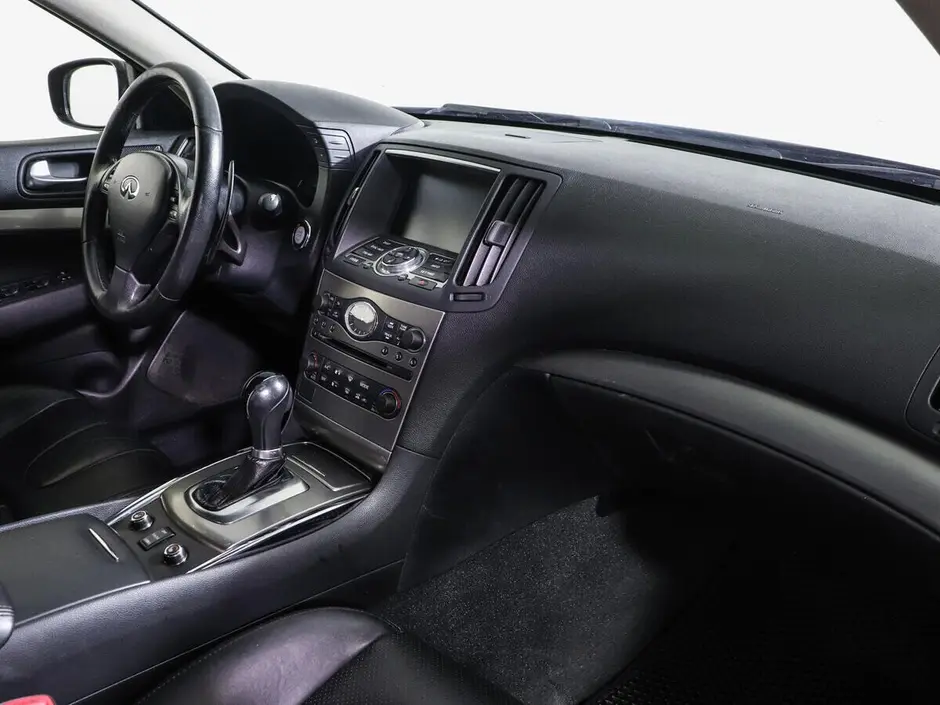 Infiniti G