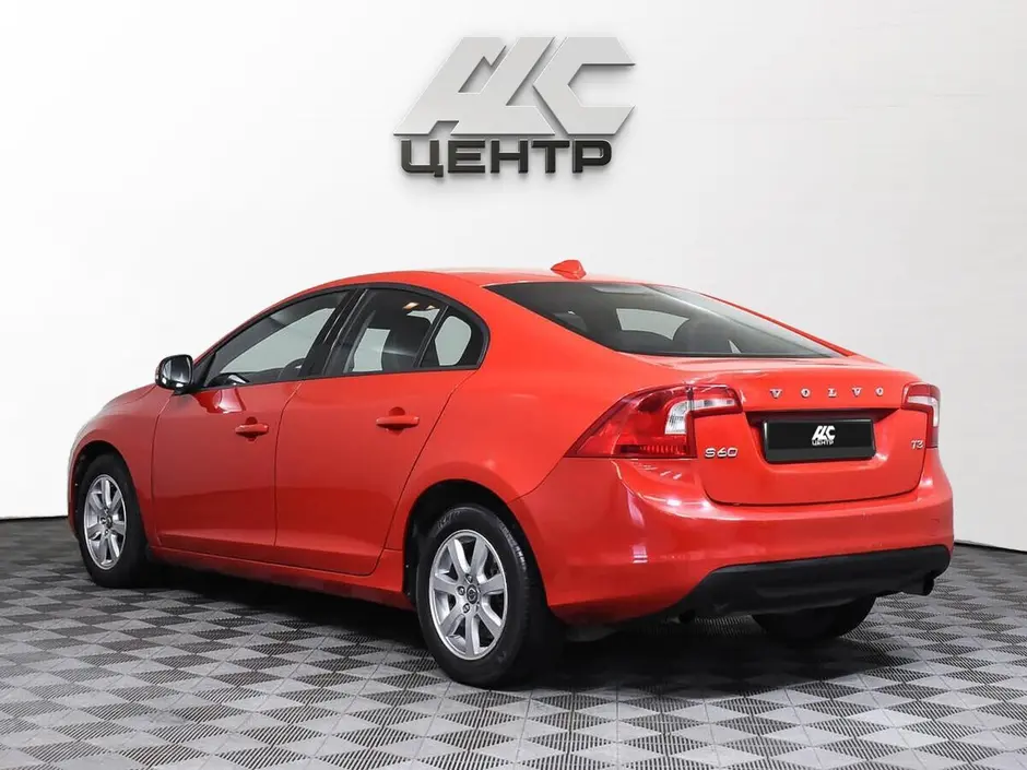 Volvo S60