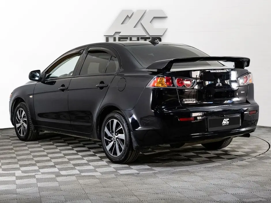 Mitsubishi Lancer