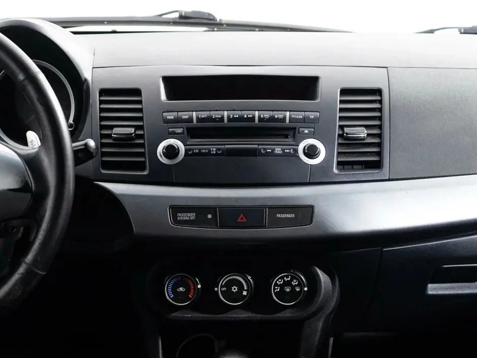 Mitsubishi Lancer