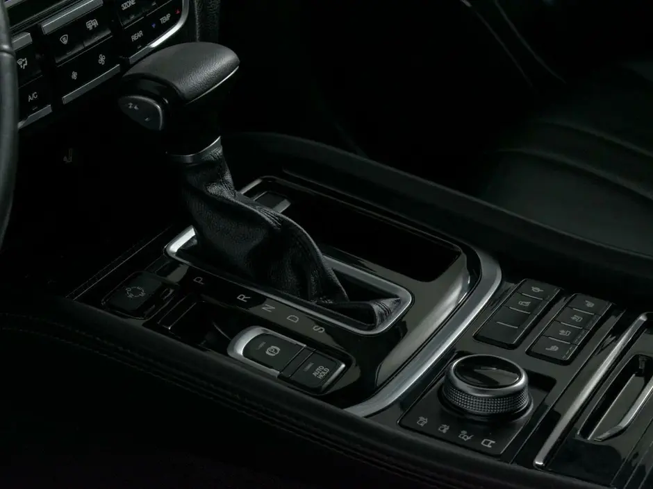 GAC GS8