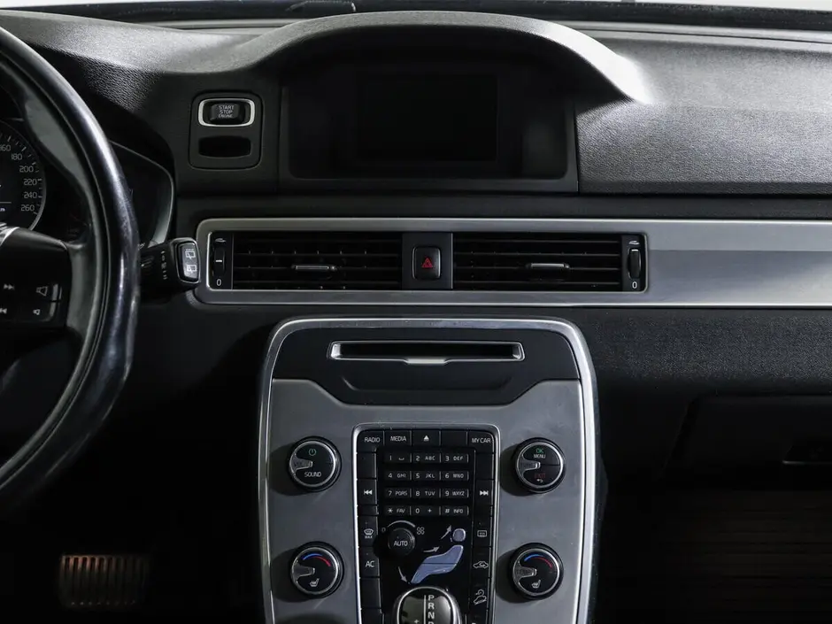 Volvo XC70