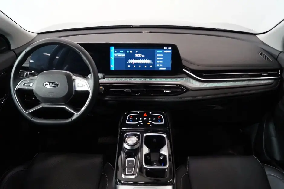 JAC JS6