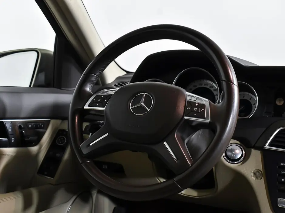 Mercedes-Benz C-Класс