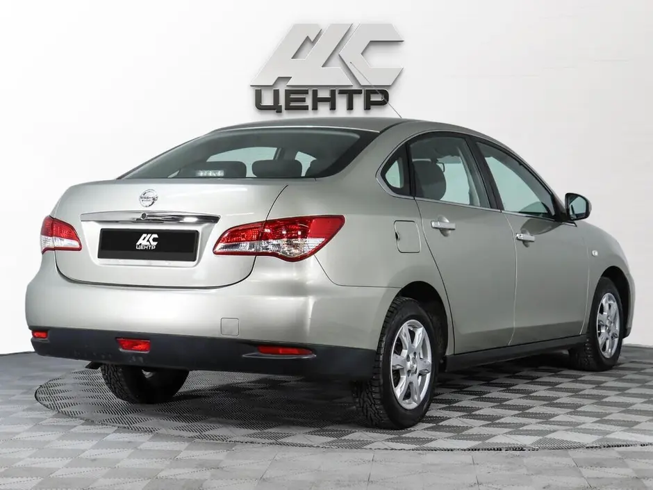 Nissan Almera