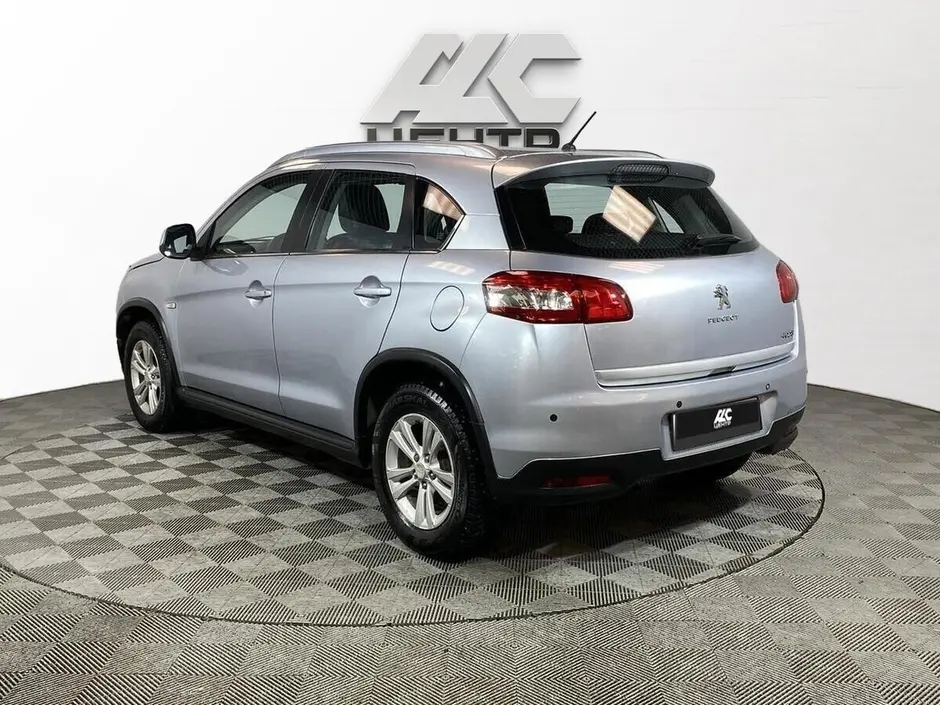 Peugeot 4008