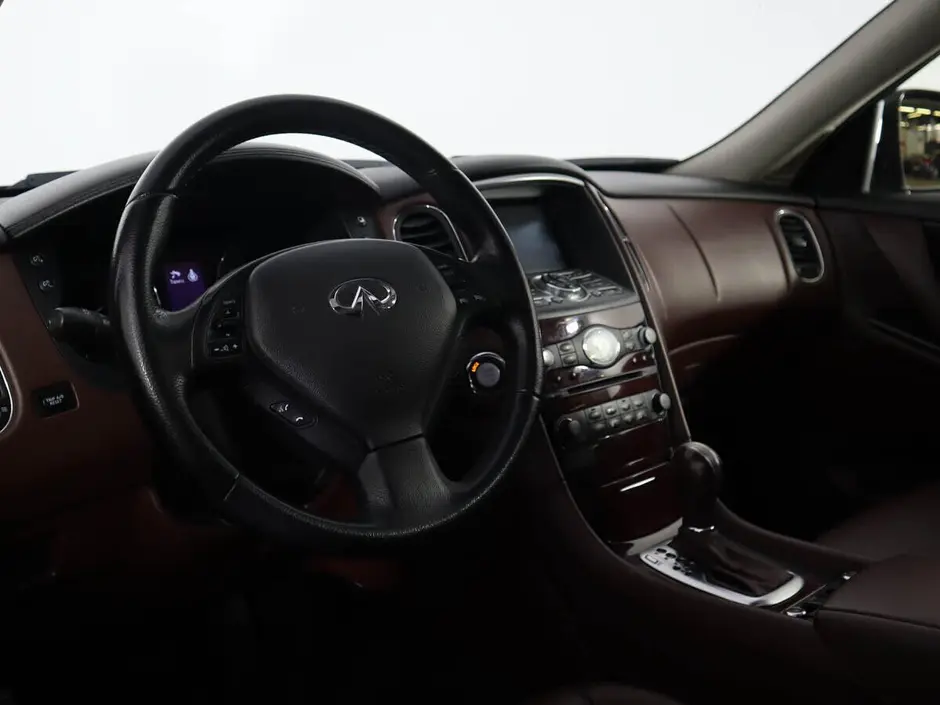 Infiniti QX50