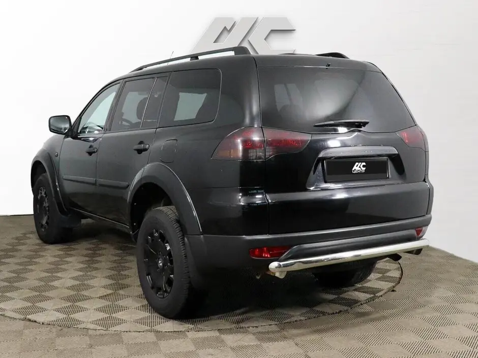 Mitsubishi Pajero Sport