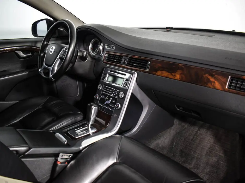 Volvo S80