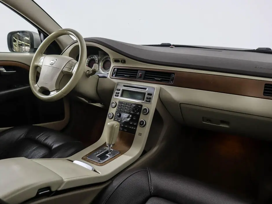 Volvo XC70