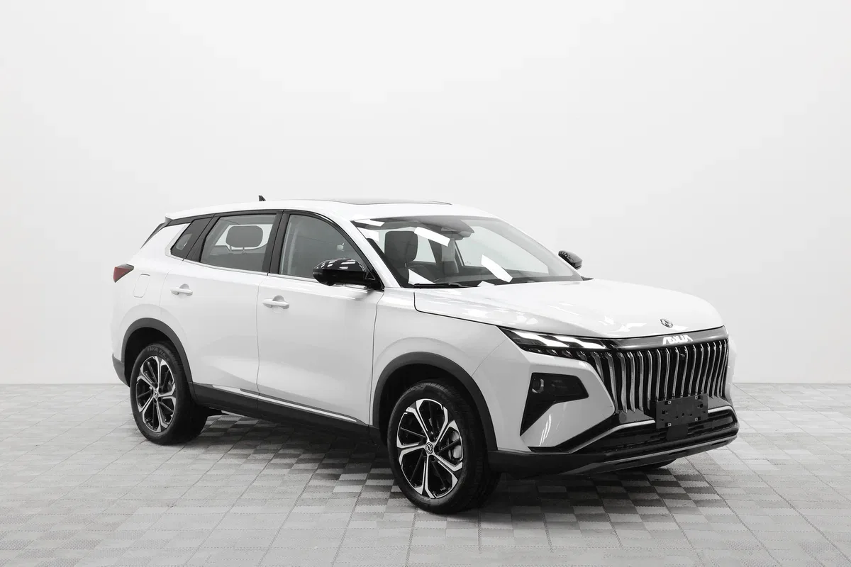 Dongfeng Huge