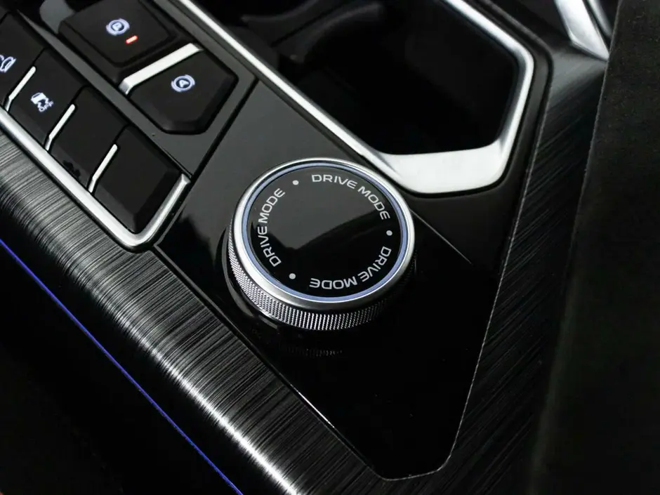 Geely Tugella